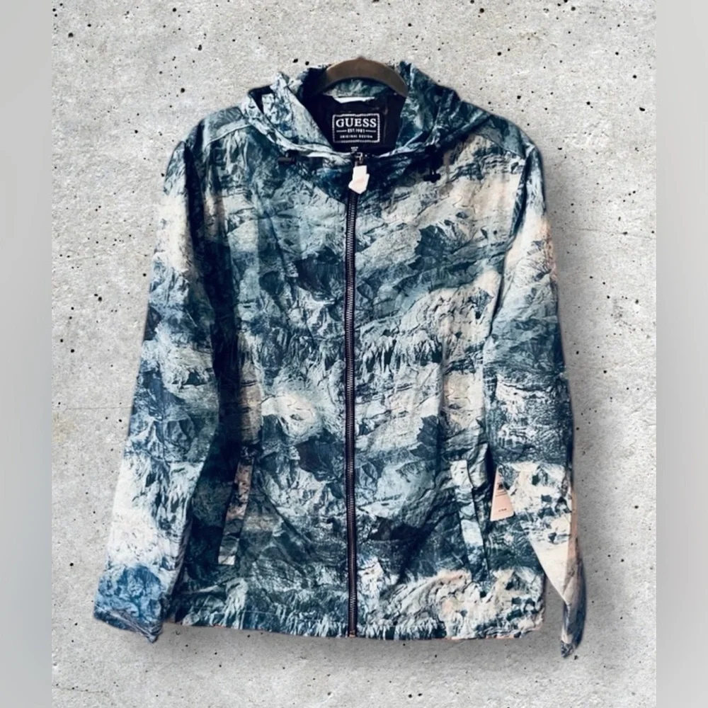 NWT Guess Men’s Mountain Printed Nylon Jacket